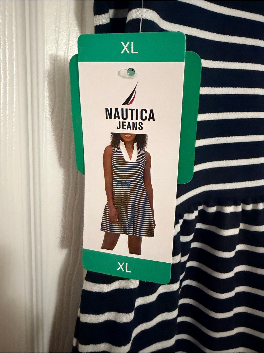 Women’s dress - Picture 3 of 4